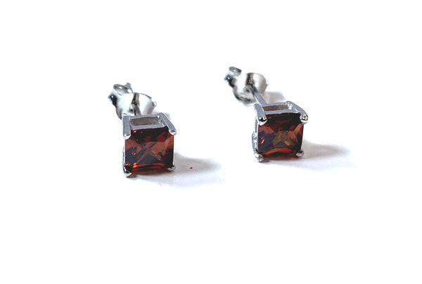Birthstone CZ Square Stone Claw Silver Stud Earrings Classic Set