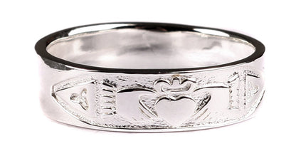 Unisex Claddagh Silver Ring