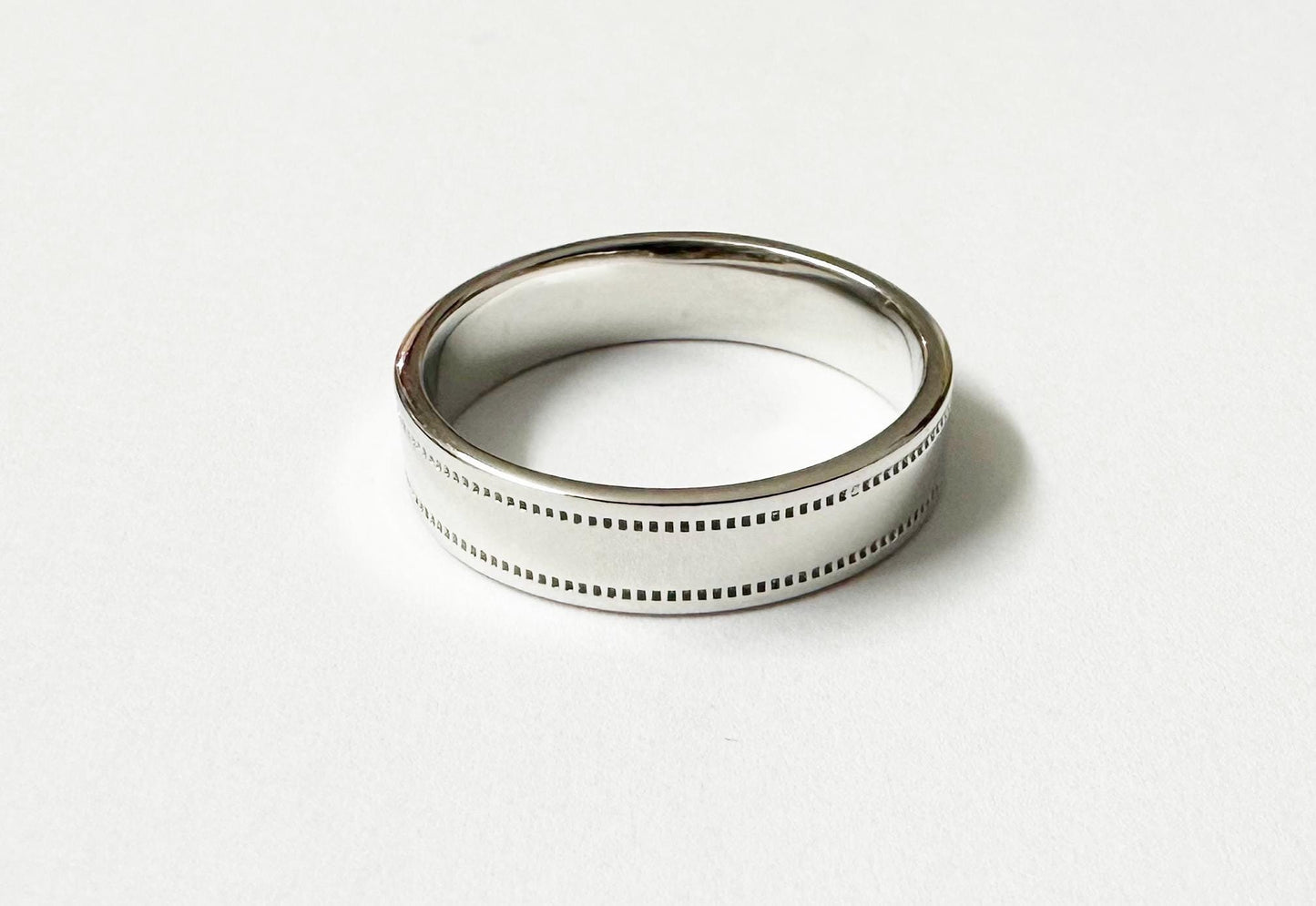 Men's 4.5 mm Silver Wedding Ring