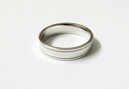 Men's 4.5 mm Silver Wedding Ring