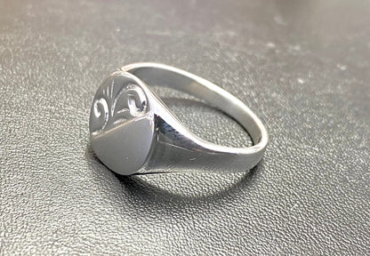Men's Signet Sterling Silver 13.2 mm x 12.0 mm Heavyweight Oval Shape Ring
