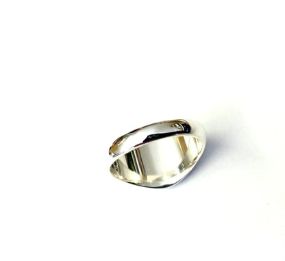 Men's Signet Sterling Silver 13.2 mm x 12.0 mm Heavyweight Oval Shape Ring