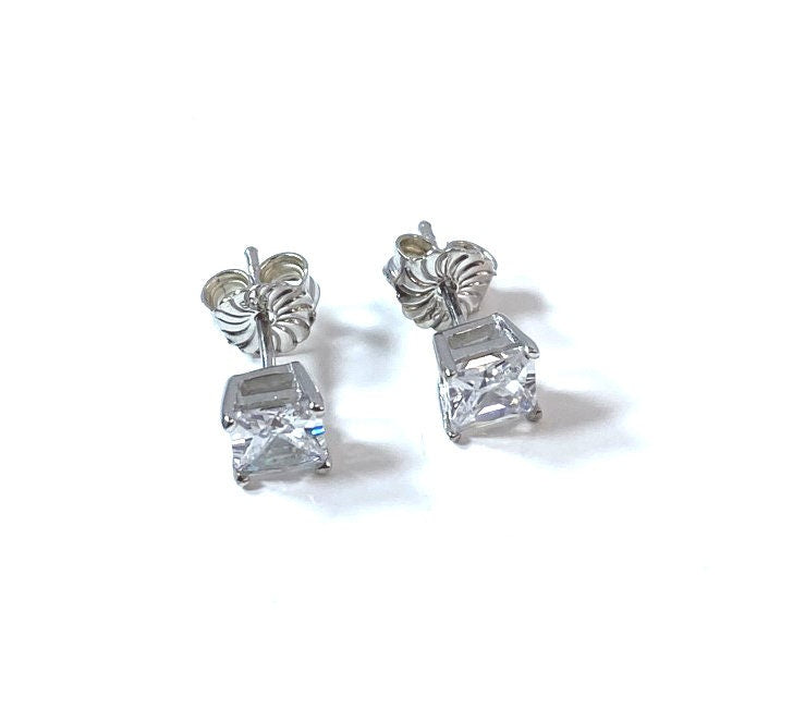 Birthstone CZ Square Stone Claw Silver Stud Earrings Classic Set
