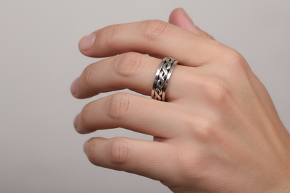 Men's Celtic Silver Spinner Ring - Celtic Knot Design