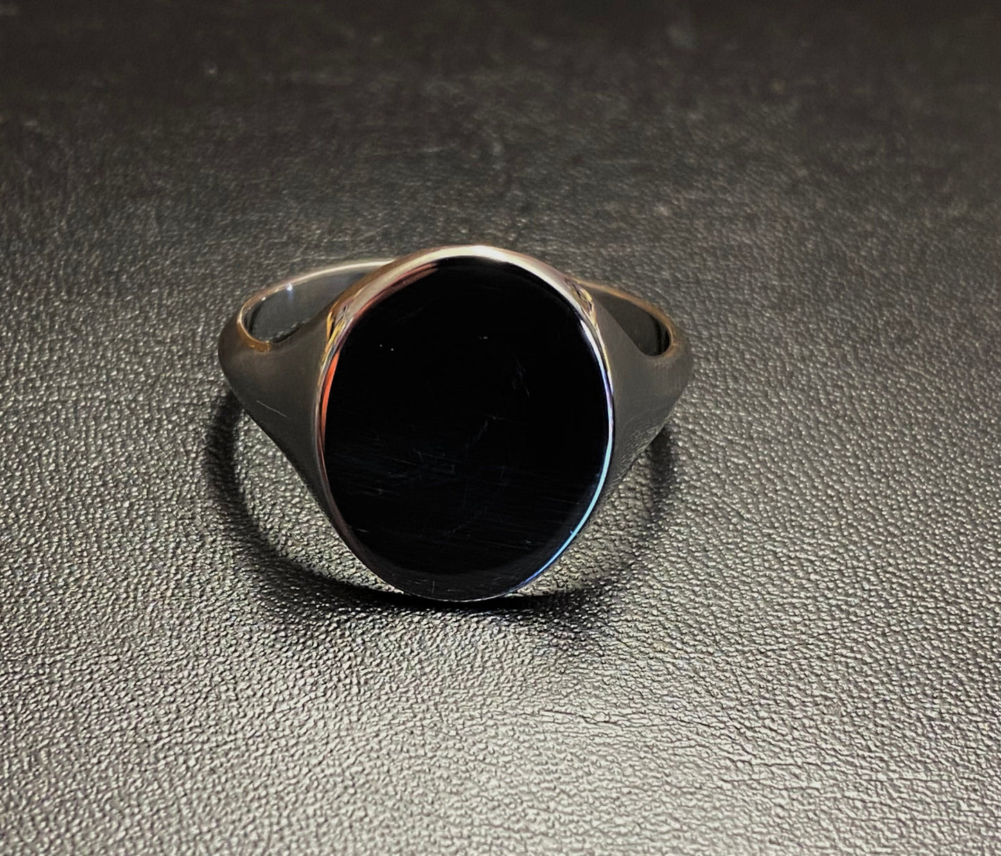 Men's Signet Sterling Silver 17.87mm x 14.5mm Heavyweight Oval Shape Ring